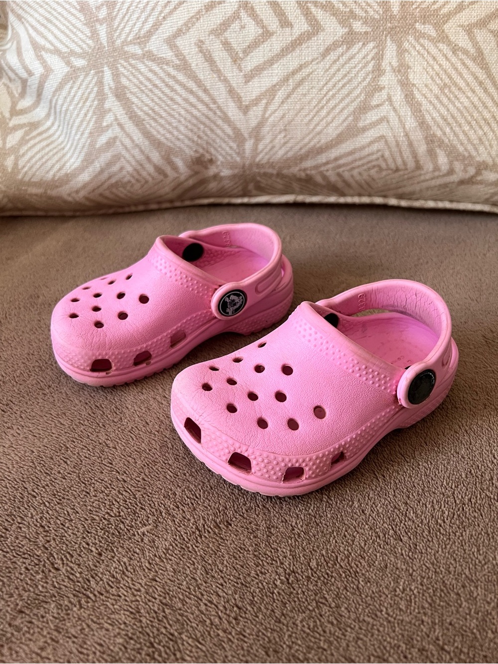 Baby Crocs - Picture 3 of 6